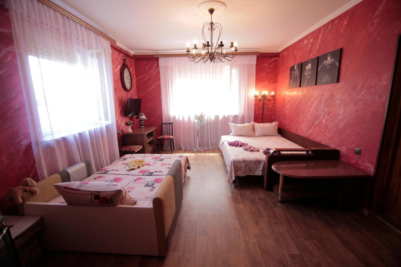 Guest House Kamenny Dom Karolino-Buhaz Kültér fotó