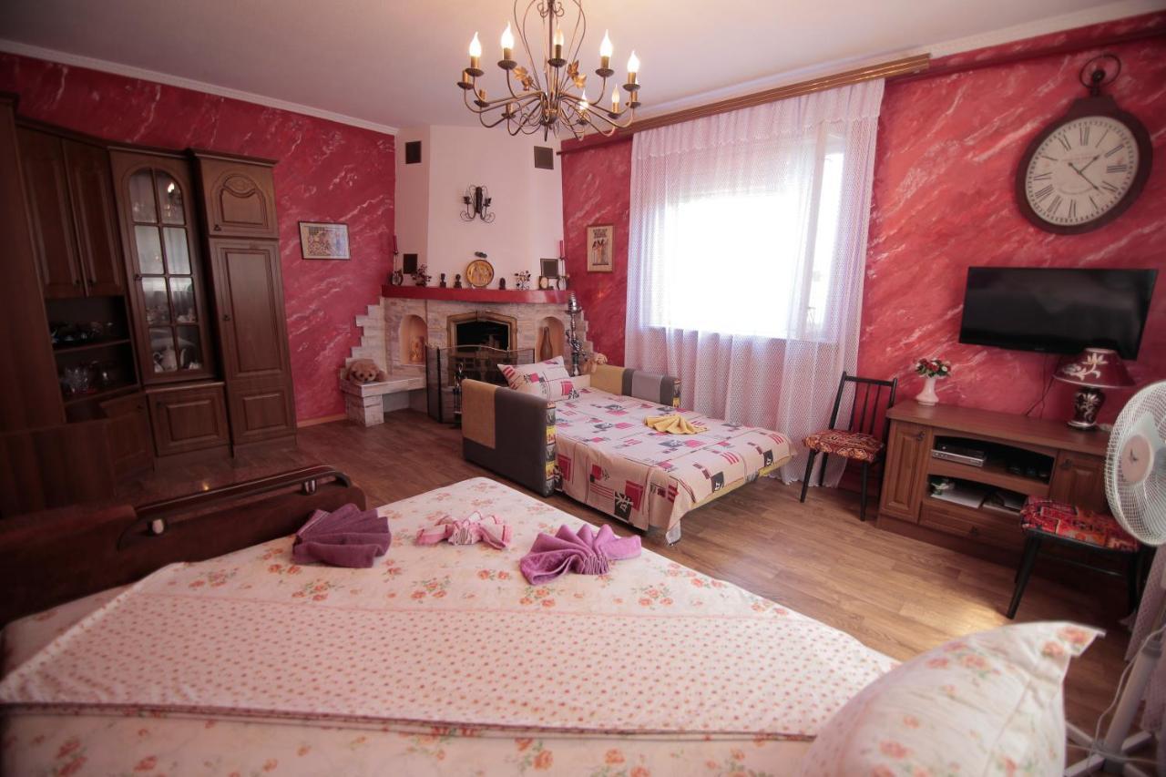 Guest House Kamenny Dom Karolino-Buhaz Kültér fotó