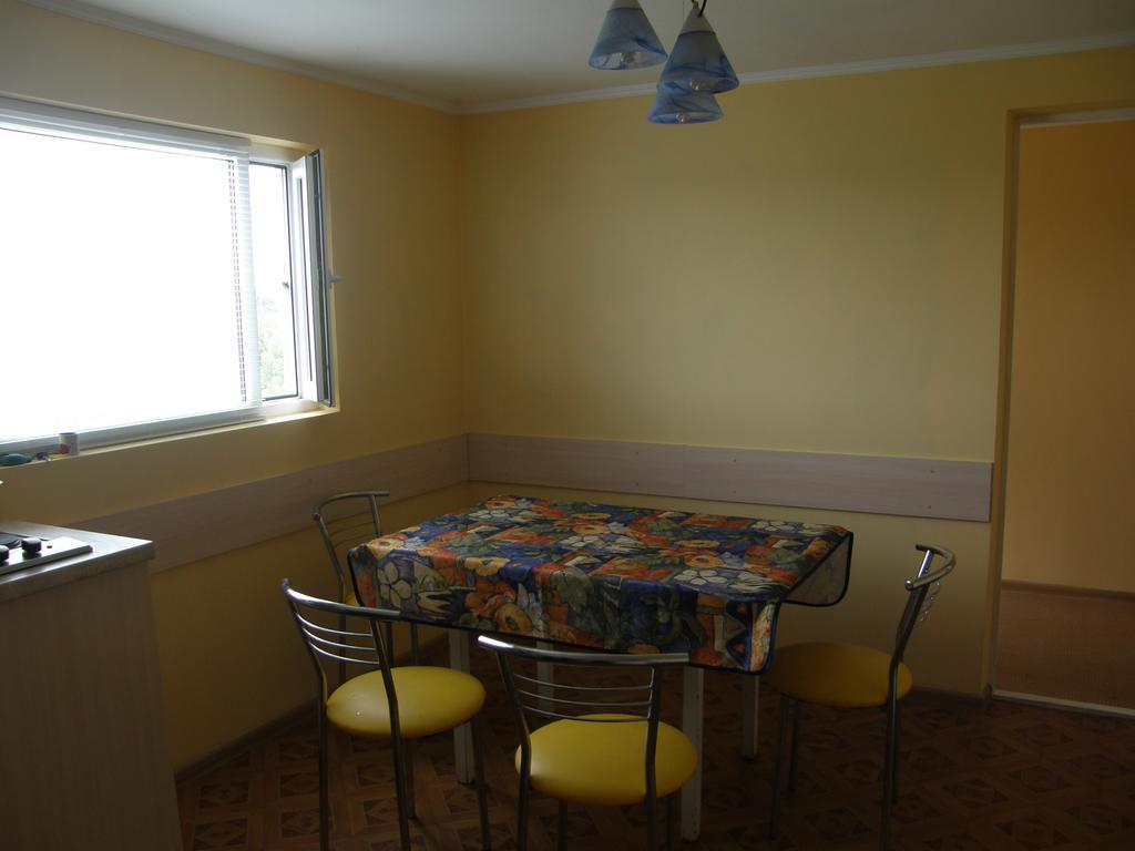 Guest House Kamenny Dom Karolino-Buhaz Kültér fotó
