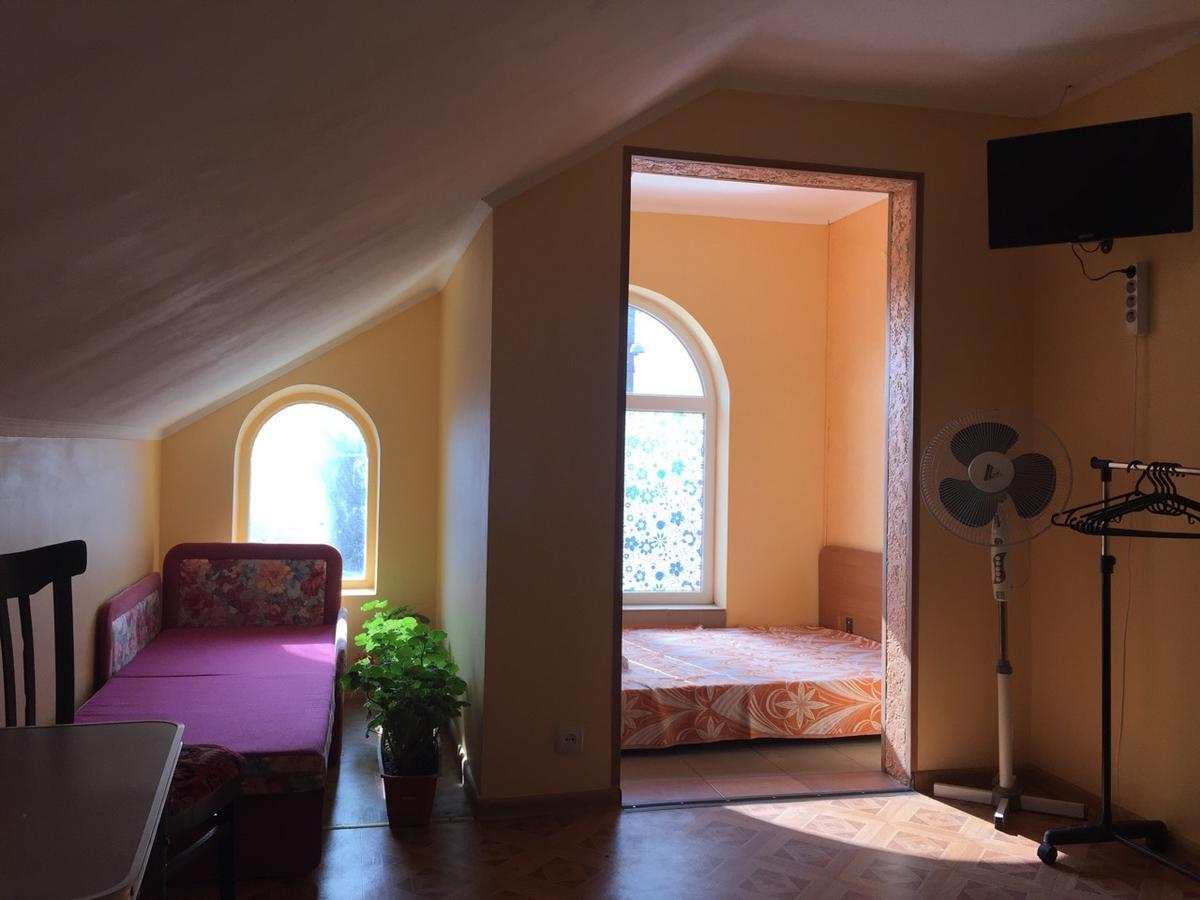 Guest House Kamenny Dom Karolino-Buhaz Kültér fotó