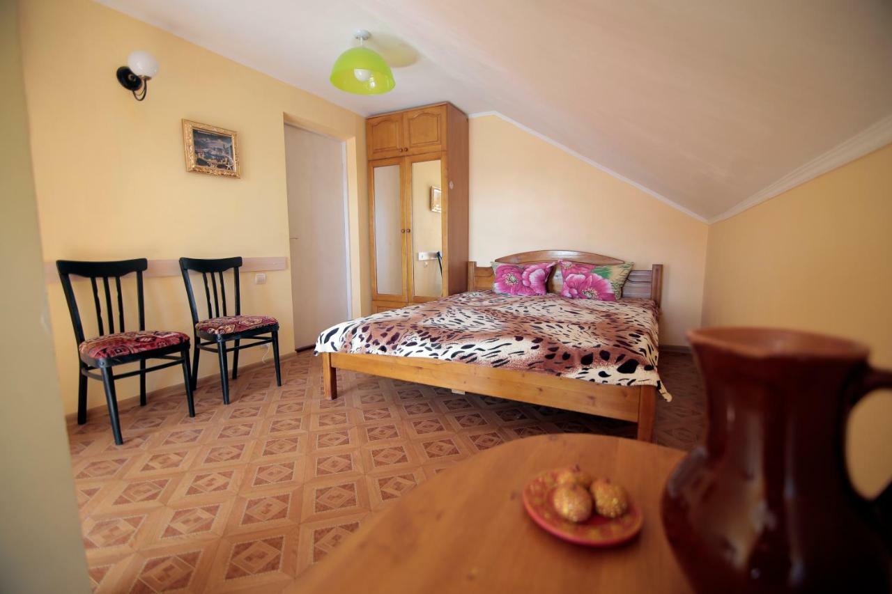 Guest House Kamenny Dom Karolino-Buhaz Kültér fotó