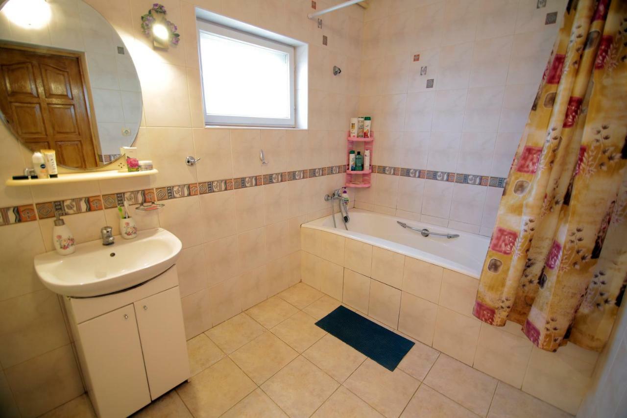 Guest House Kamenny Dom Karolino-Buhaz Kültér fotó