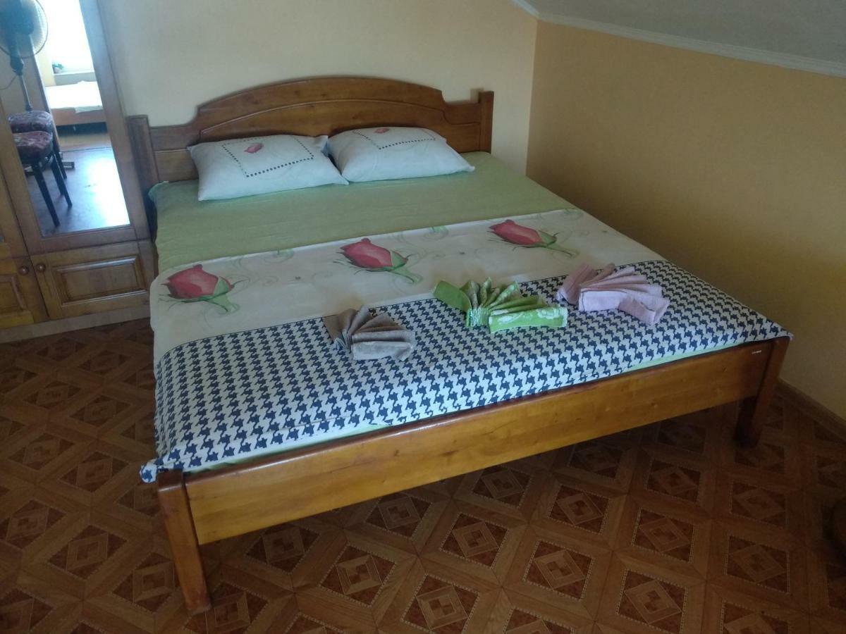 Guest House Kamenny Dom Karolino-Buhaz Kültér fotó